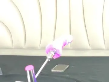 Offline bonieklent on Chaturbate