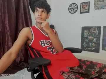 Offline brandonstonexl on Chaturbate