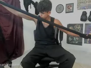 Offline brandonstonexl on Chaturbate