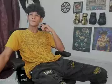 Offline brandonstonexl on Chaturbate