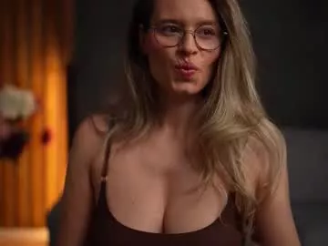 Offline brandywhite on Chaturbate