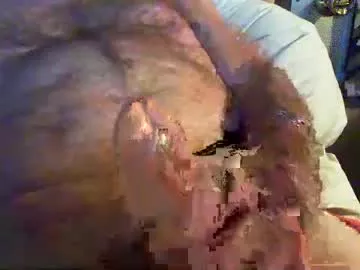 Offline bruceblues on Chaturbate