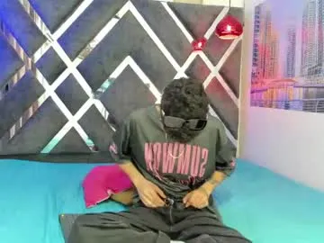 Offline cameron_lux4 on Chaturbate