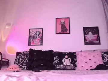 Offline camille_castle1 on Chaturbate