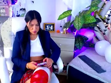 Offline camille_halls on Chaturbate