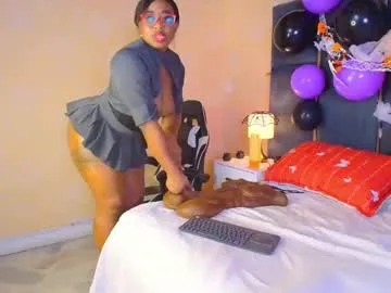 caseymoon on Chaturbate