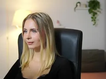 Offline catecrago_ on Chaturbate