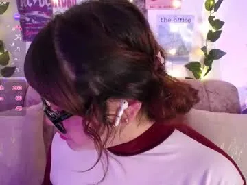 chaarlotte_1 on Chaturbate 