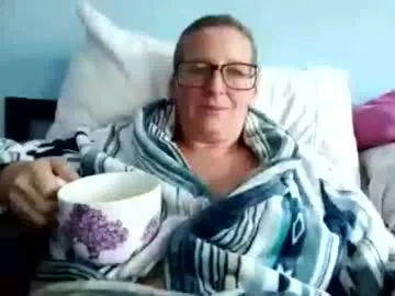 Freechat chelseasentra1 on Chaturbate