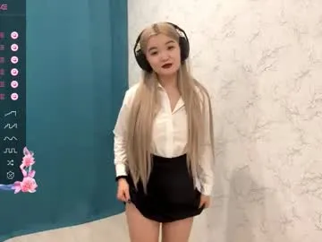 cherry_in_dreams — GOAL: Oil tits Massage close to cam [0 tokens remaining] Welcome to my room! I'm Kate and I will be glad to play with you #lovense #18 #new #bigboobs #bigass