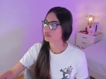 Offline cherrylady2 on Chaturbate