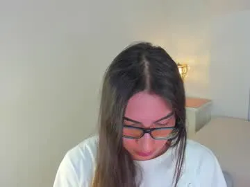 Offline cherrylady2 on Chaturbate