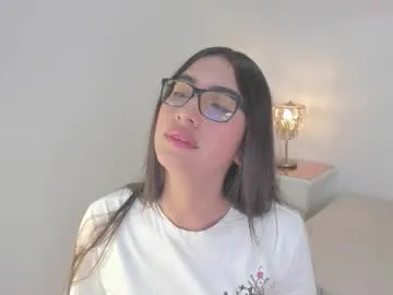 Offline cherrylady2 on Chaturbate