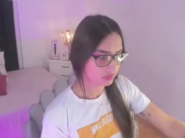 Offline cherrylady2 on Chaturbate