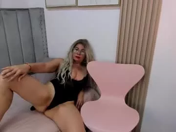 clhoe_johnson_ on Chaturbate