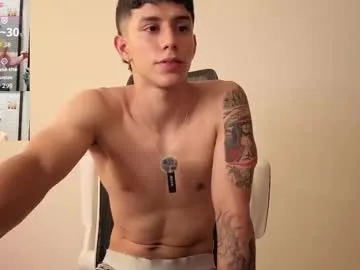 Freechat cristopher23_ on Chaturbate