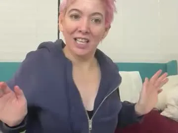 Offline cwave7 on Chaturbate