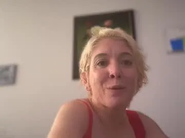 Offline cwave7 on Chaturbate