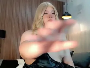 Offline dangerous_womanxx on Chaturbate