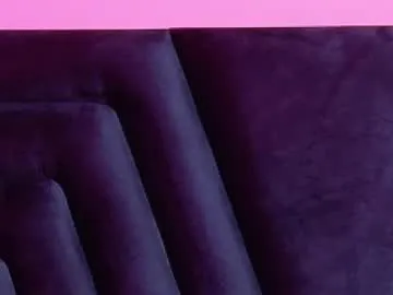 Offline dirtylittleslutt_ on Chaturbate