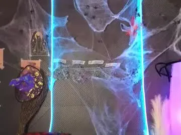 Offline djennapalme on Chaturbate