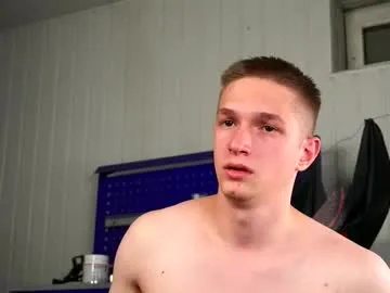 Offline dustyn_fox on Chaturbate