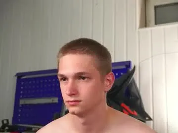 Offline dustyn_fox on Chaturbate