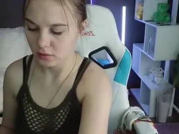 Offline dyna_bae on Chaturbate