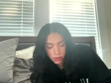 Offline dynasty313 on Chaturbate