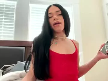 Offline dynasty313 on Chaturbate