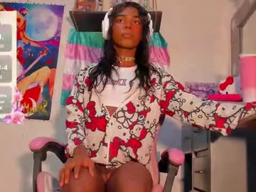 Freechat effy_marinn on Chaturbate