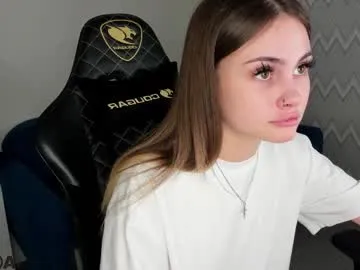 Freechat elsa_carterr on Chaturbate