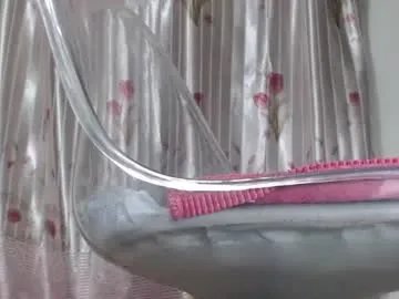 Offline emailisa on Chaturbate