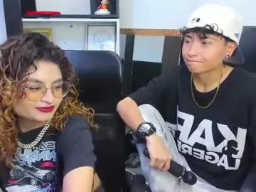 emili_rouse_ — GOAL: hi. kiss [25 tokens remaining] Enjoy wetting ! #couple #latina #ftm #skinny #lesbians