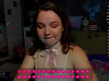 Offline emilyart_ on Chaturbate
