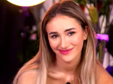 Offline emilyraymont on Chaturbate