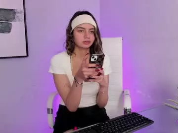 emma_bloom__ on Chaturbate 