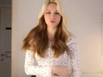 Freechat emmiemurray on Chaturbate