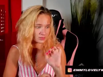 emmyfoxx_ on Chaturbate 