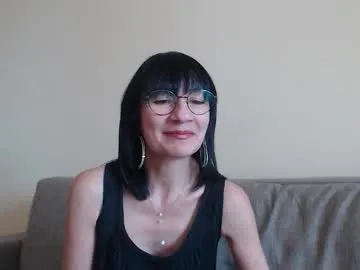 Offline ericablack8 on Chaturbate