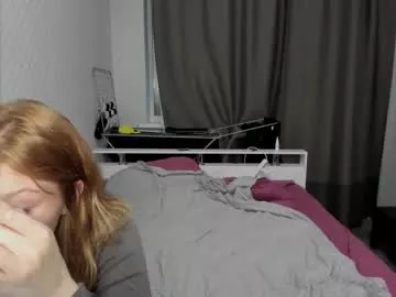 Offline eumomino on Chaturbate