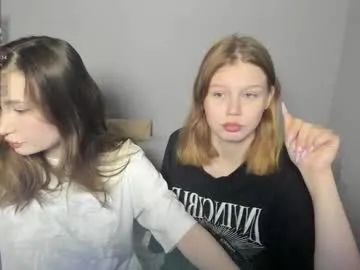 Offline eumomino on Chaturbate