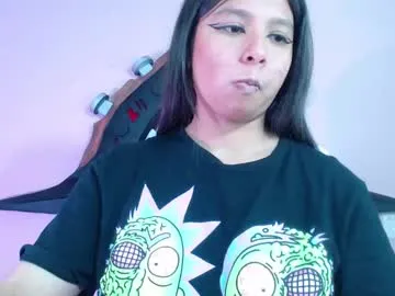 Offline evybubbles_ on Chaturbate