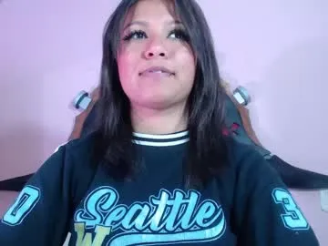 Offline evybubbles_ on Chaturbate