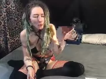 Offline faexoxoxo on Chaturbate