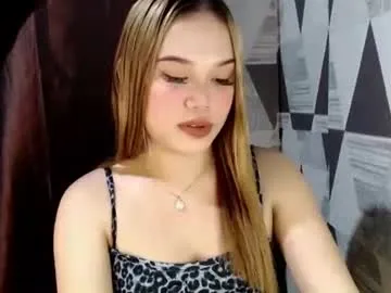 Offline fairy_tinesxx69 on Chaturbate