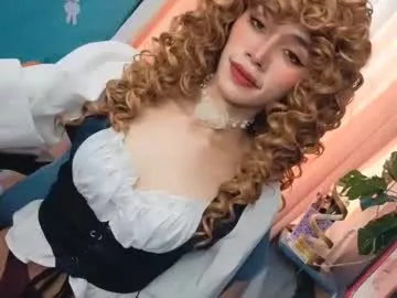 Offline familystroke_twinny8 on Chaturbate