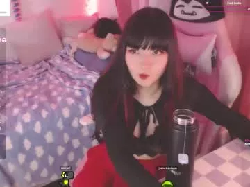 Offline fantasma_gei on Chaturbate