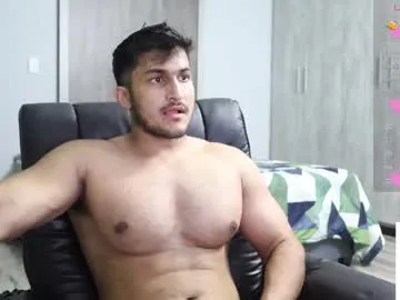 Offline fatherfly001 on Chaturbate