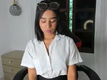 Freechat fernanda_brown01 on Chaturbate